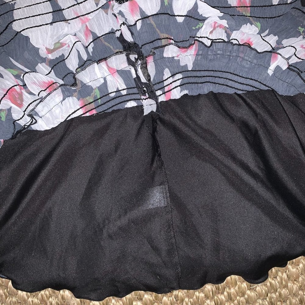 ZOE LTD Sydney Smocked Floral Chiffon Dress - Picture 6 of 12